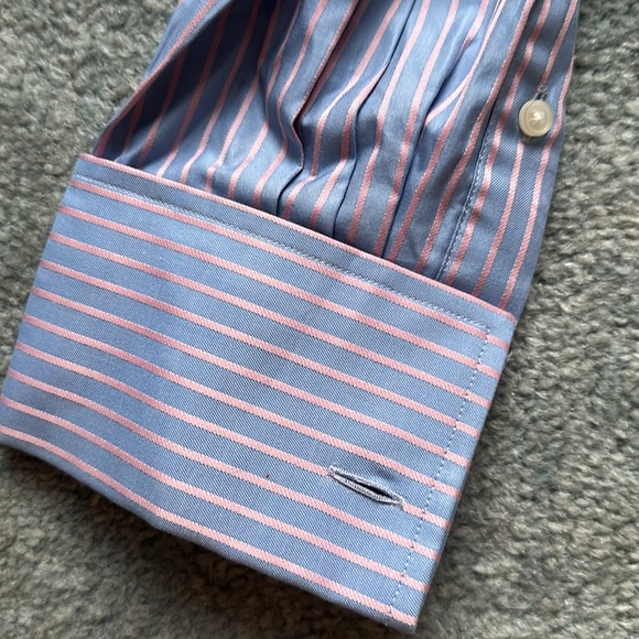 Men’s PINK collection Dress Shirt - Picture 3 of 6